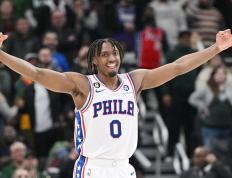 开云官方app入口-NBA赛季：猛龙队引进乔治，冲击下赛季总冠军