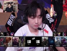 开云体育在线-包含IG翻盘LGD，Canyon完成史诗逆转宿敌对决入围赛，强势挺进下一轮的词条