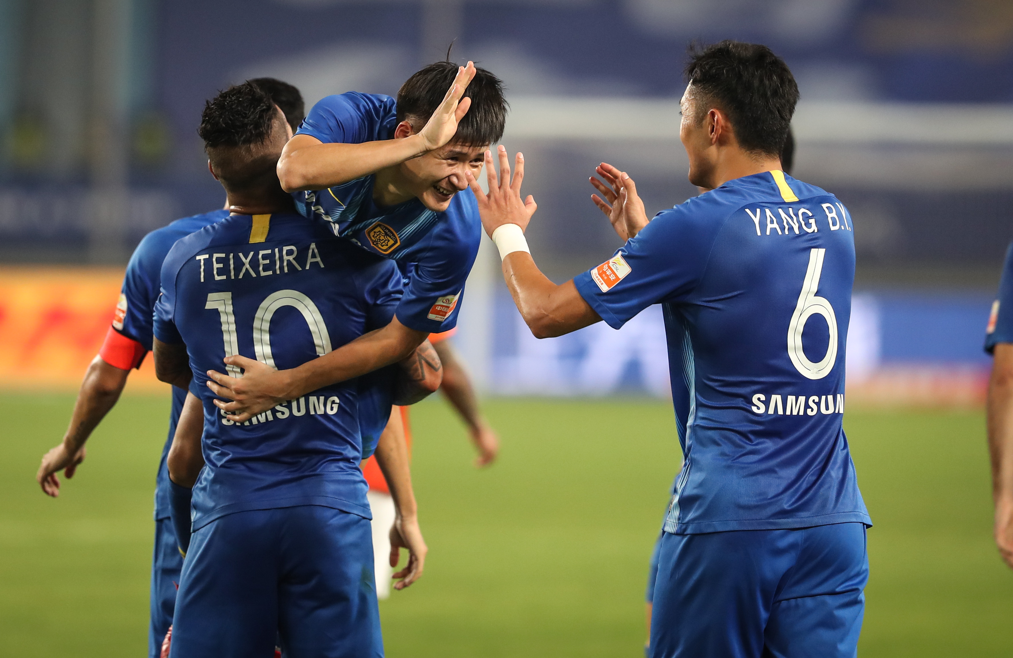 开云体育APP下载-苏宁队备战华夏幸福,球员状态良好