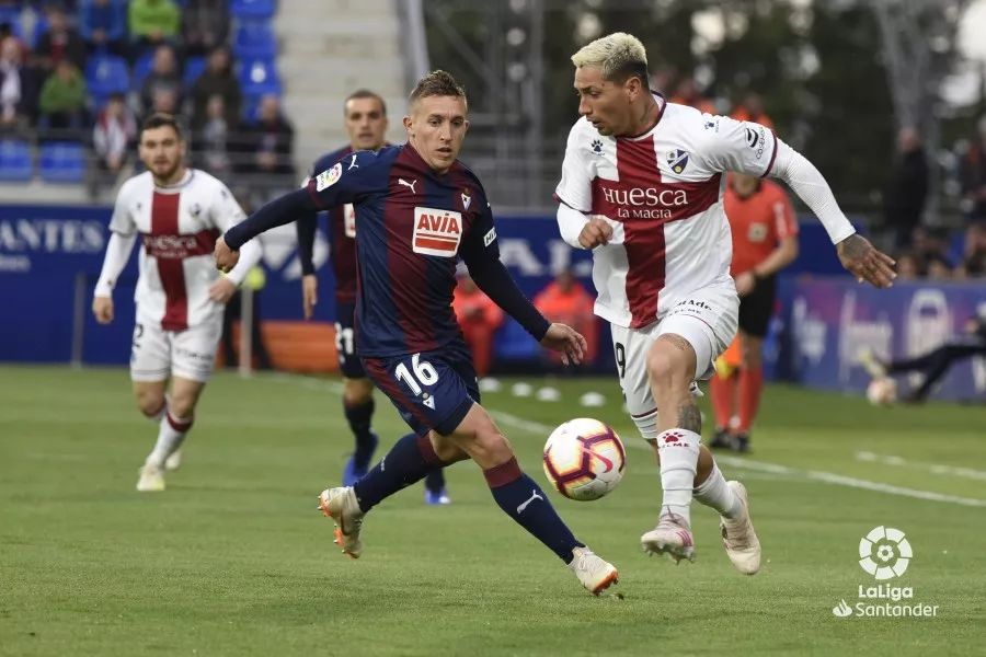 开云体育app-埃瓦尔客场战平对手,积分保持稳定