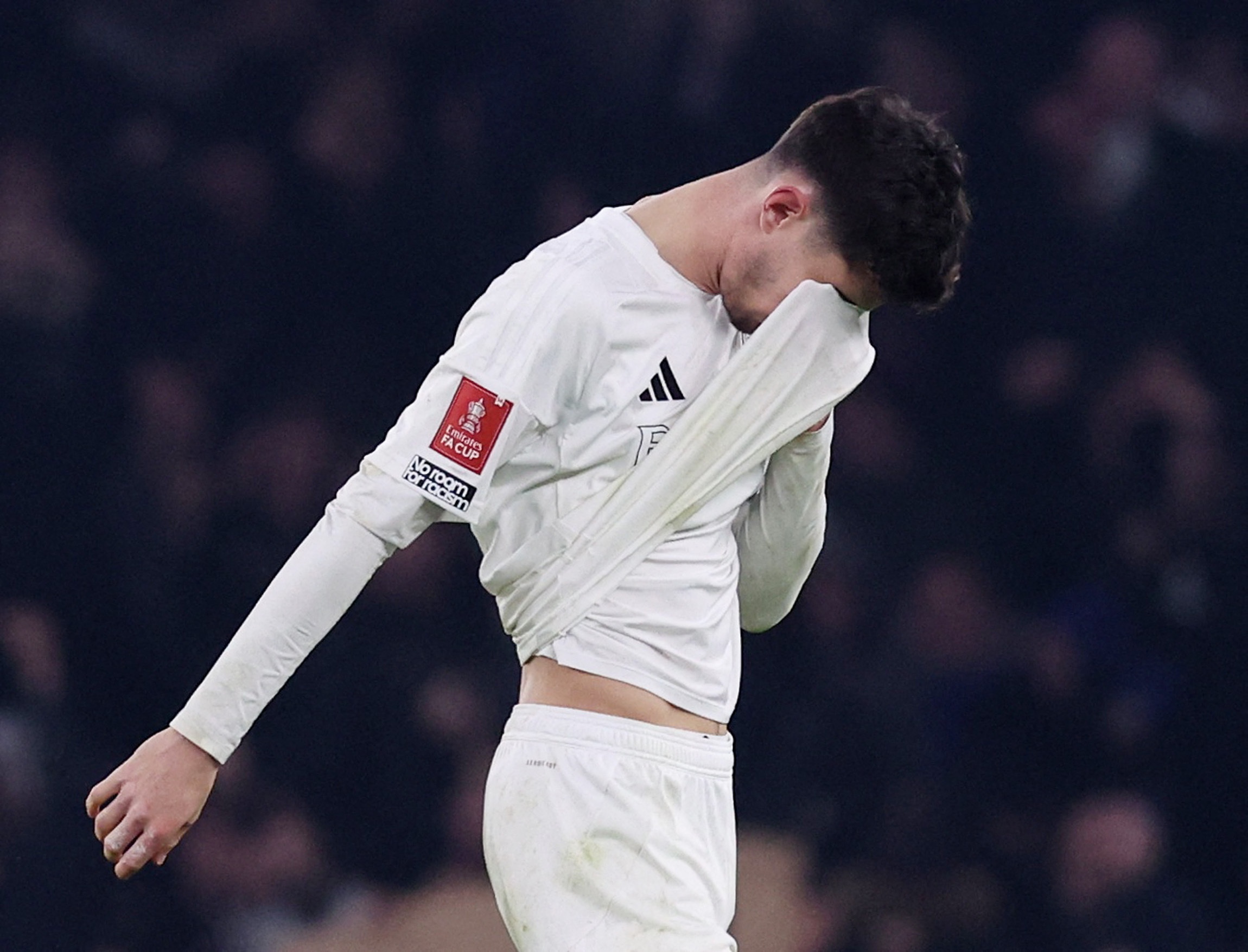 开云下载-阿森纳主场失利,保级形势不容乐观