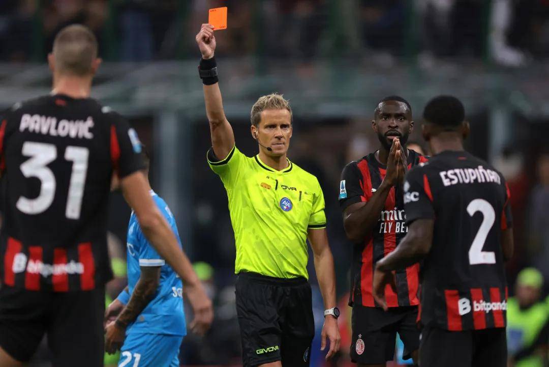 开云体育在线-尤文横扫曼联，莫德里奇点燃赛场