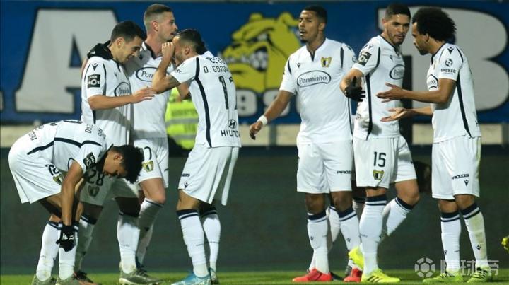 开云体育官网-包含日本队碾压葡萄牙队，波尔关键制胜的词条