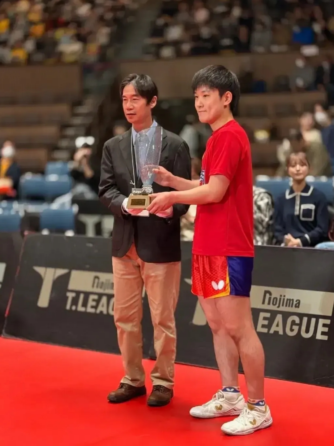 开云APP-日本队力克中国队，张本智和统治全场的简单介绍