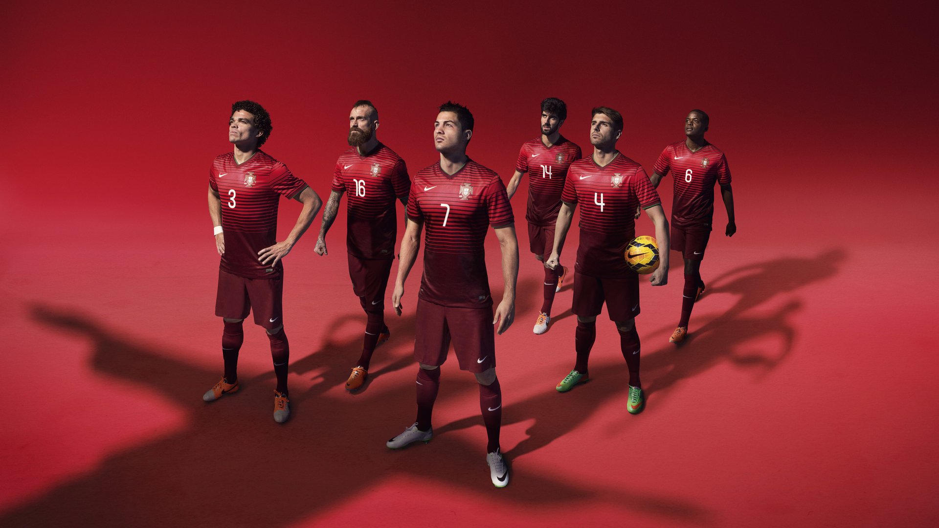 开云体育app-钢铁碾压永恒，德国战车连发炮火钳制罗马，阿劳霍末节独舞定江山