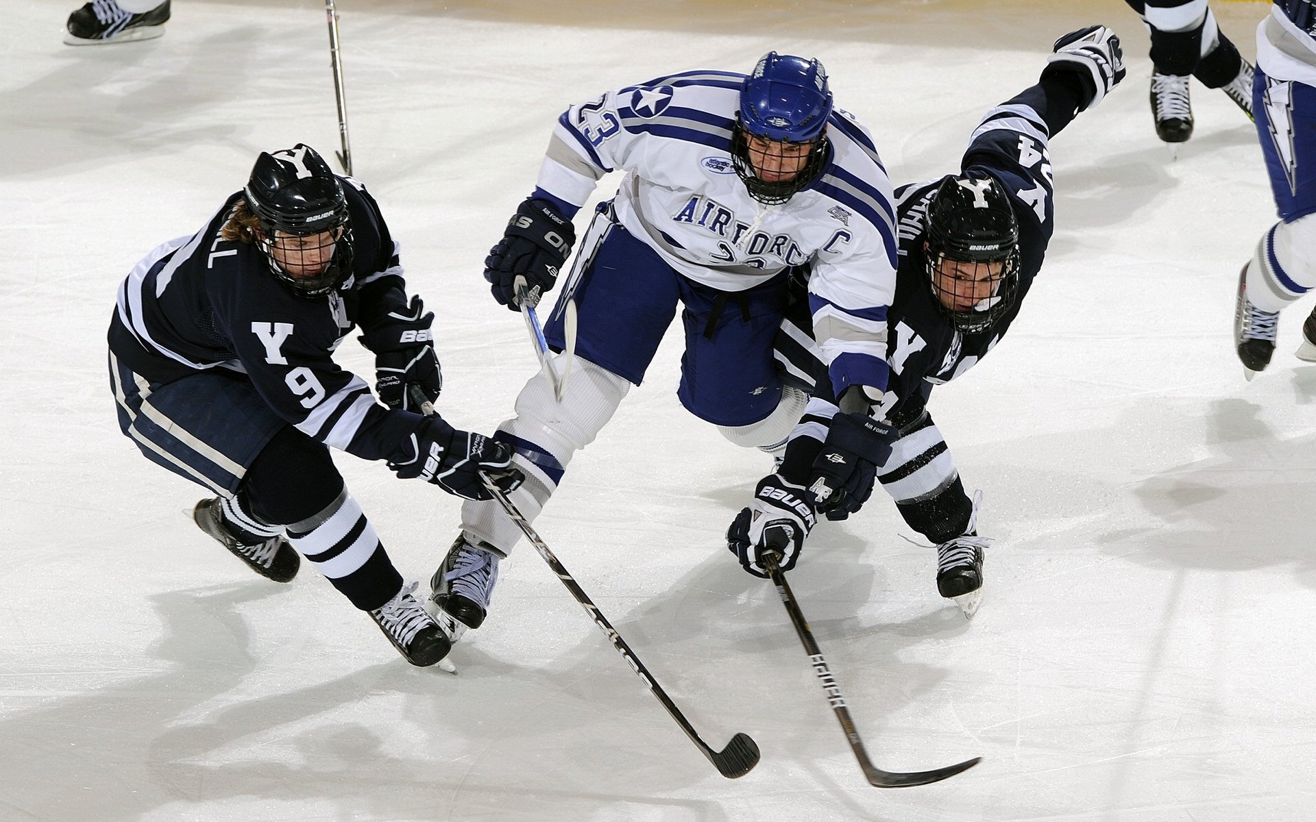 开云体育官方网站-教科书级攻坚与铁血末节,当个人英雄主义遭遇团队风暴